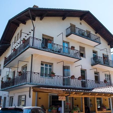 Hotel La Maison Aymavilles Zewnętrze zdjęcie