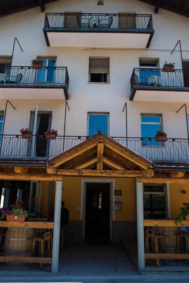 Hotel La Maison Aymavilles Zewnętrze zdjęcie